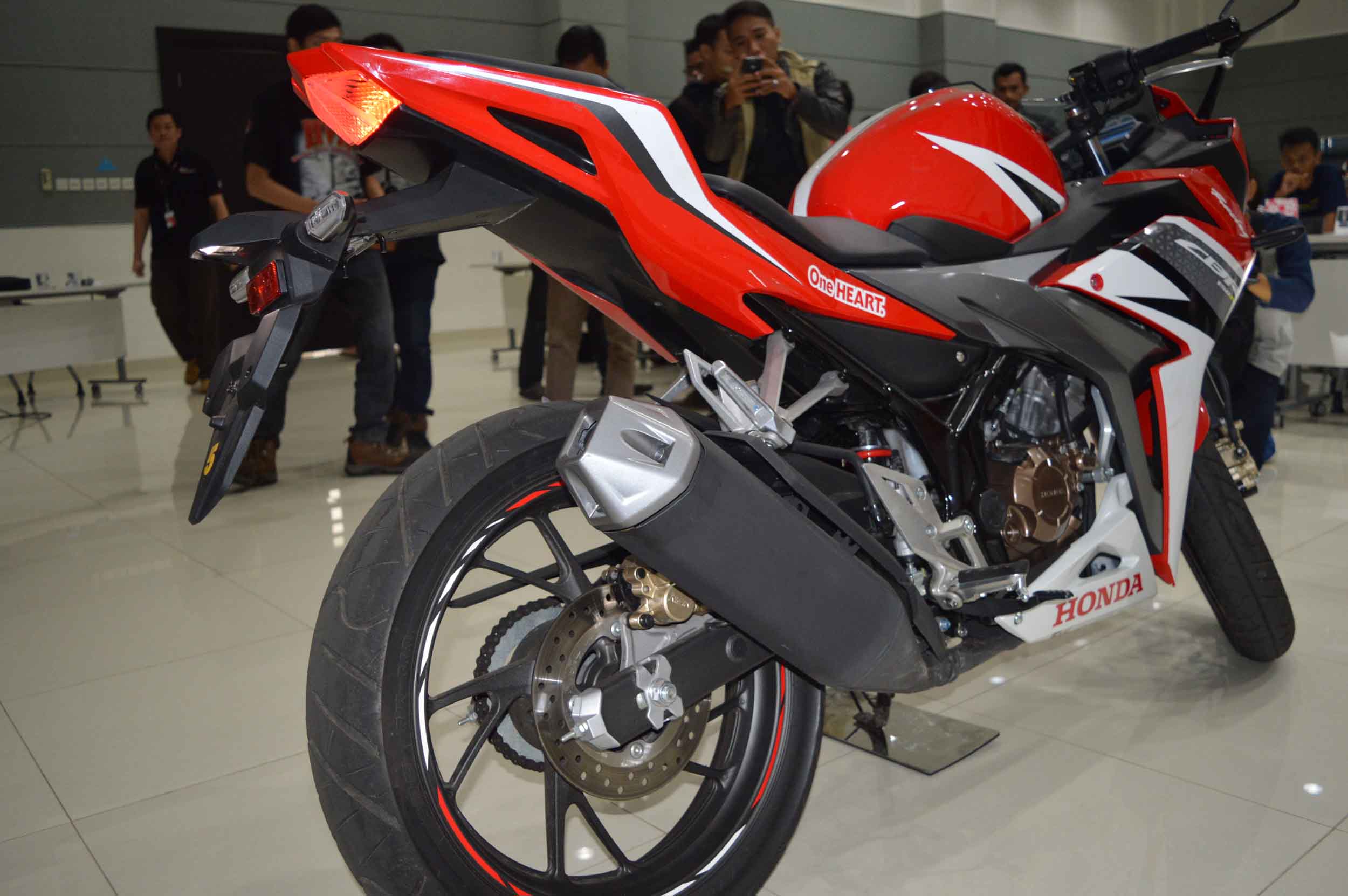 Honda Community Soft Launching Dan Test Ride All New CBR 150 R