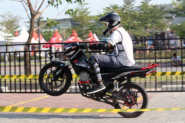Honda sonic 7000 #4