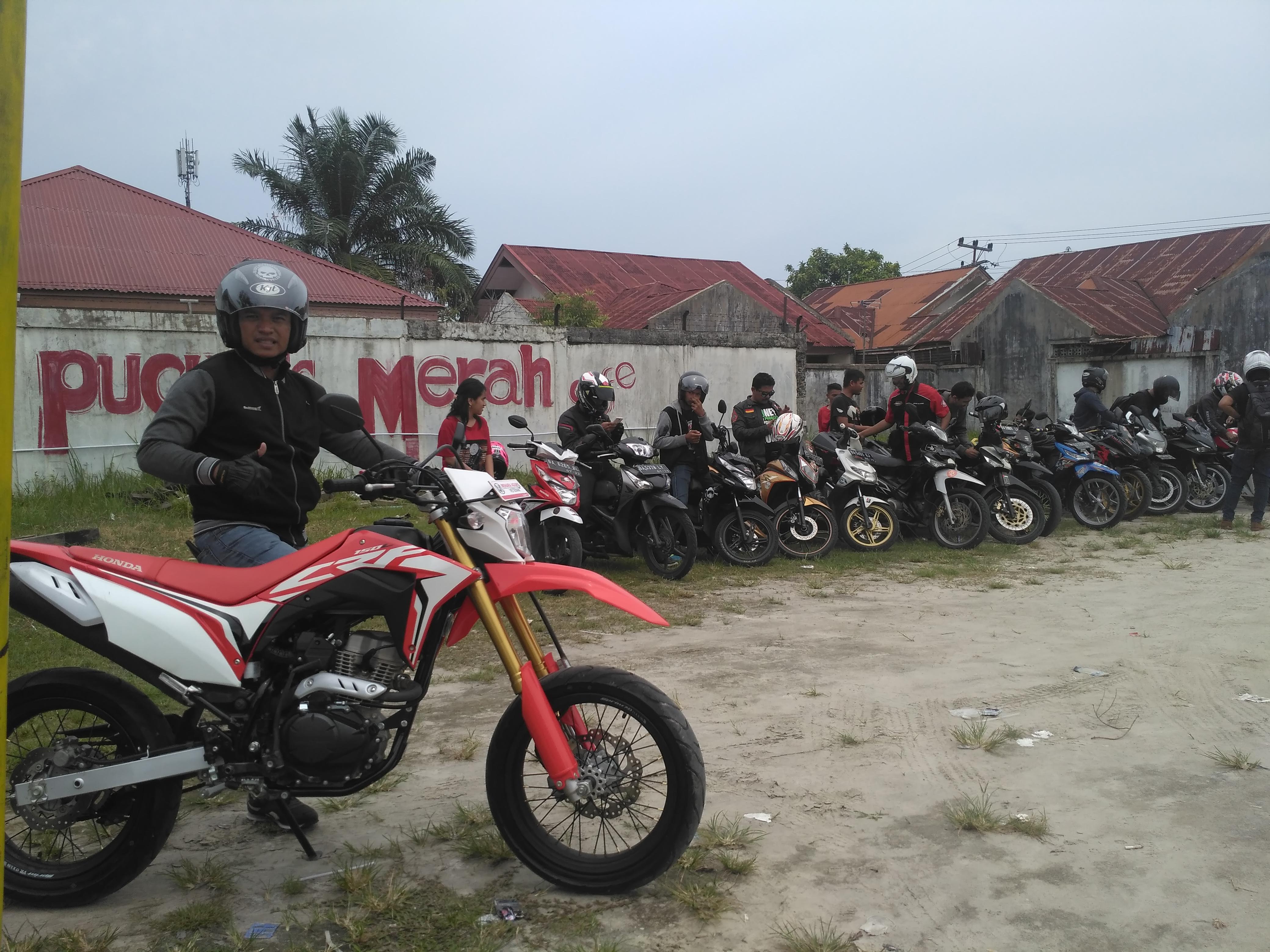 Honda Community Gagahnya Honda CRF150L Di Supermoto Street Gathering