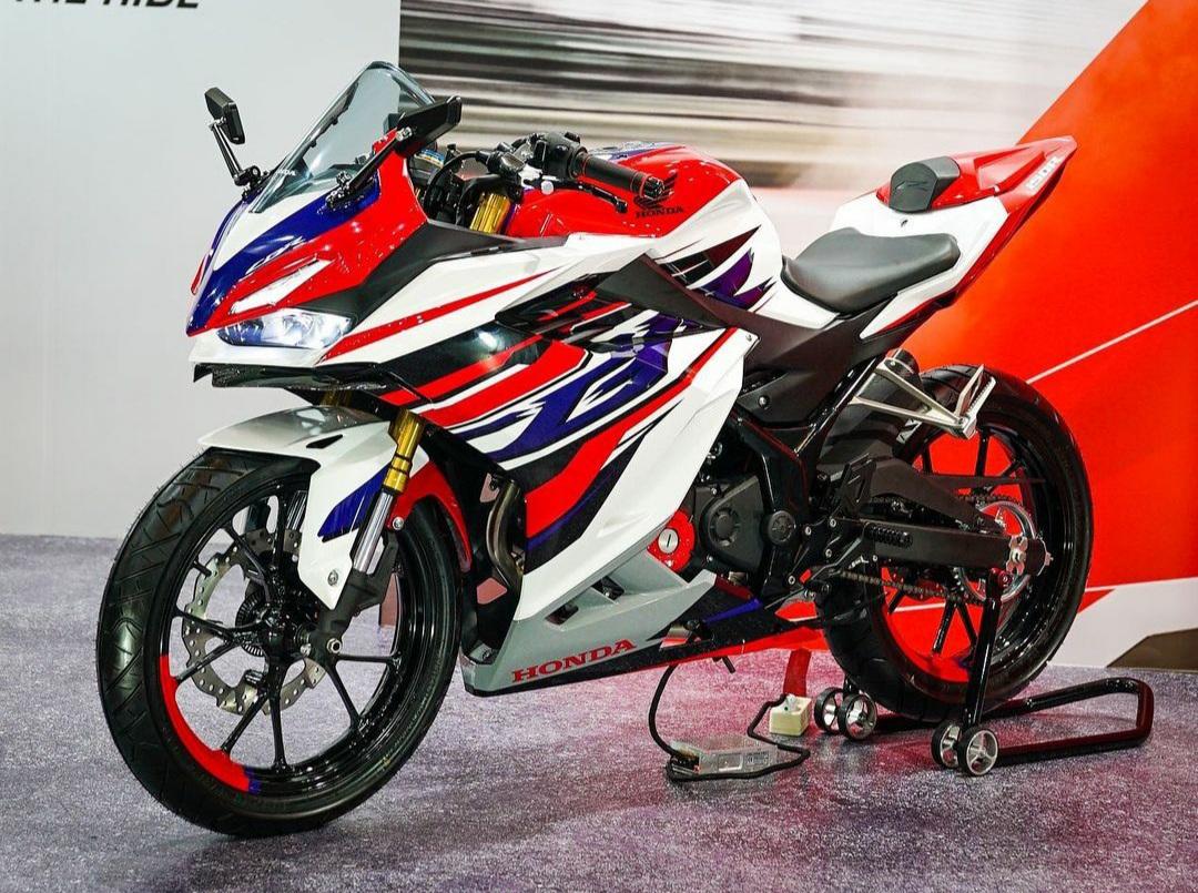 Honda Community Photo Honda CBR150R Custom Bike Racing